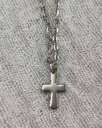 4  α  κολιε σταυρος (1)